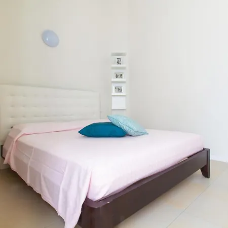 לינה וארוחת בוקר Venga דסנזאנו דל גארדה