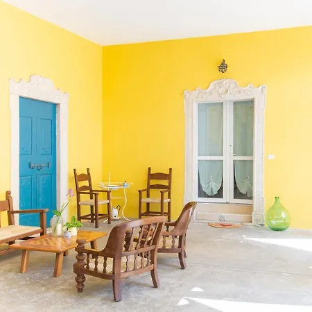 Venga לינה וארוחת בוקר 3*