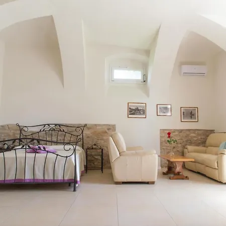 לינה וארוחת בוקר Venga דסנזאנו דל גארדה